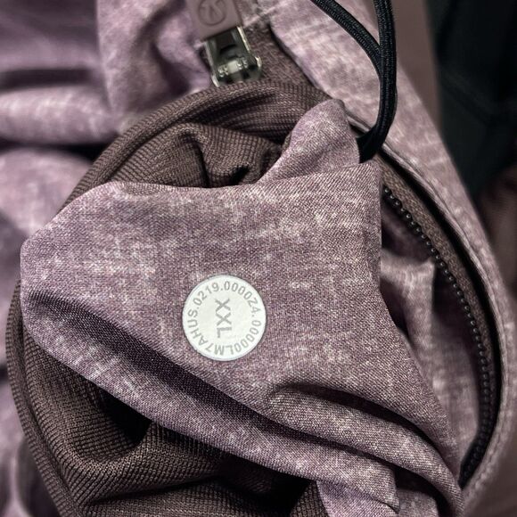 Lululemon T.H.E. Short Men’s 2XL Purple w/ Liner Performance Gym Training 11" Q - Picture 5 of 9